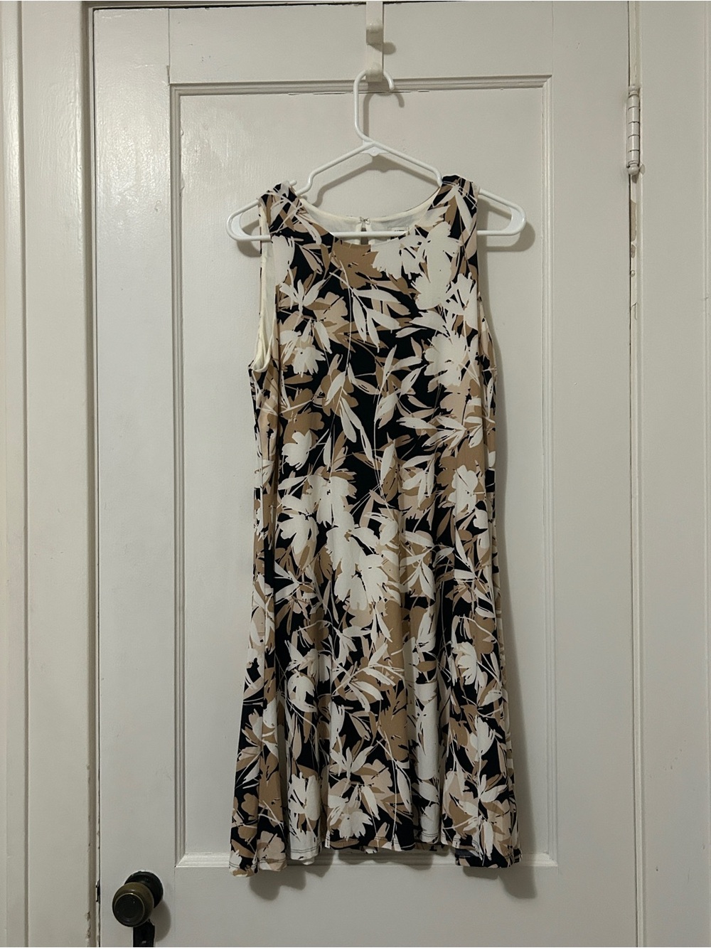NWT!! Women’s Anne Klein Floral Print Sleeveless Midi Dress - Size 10